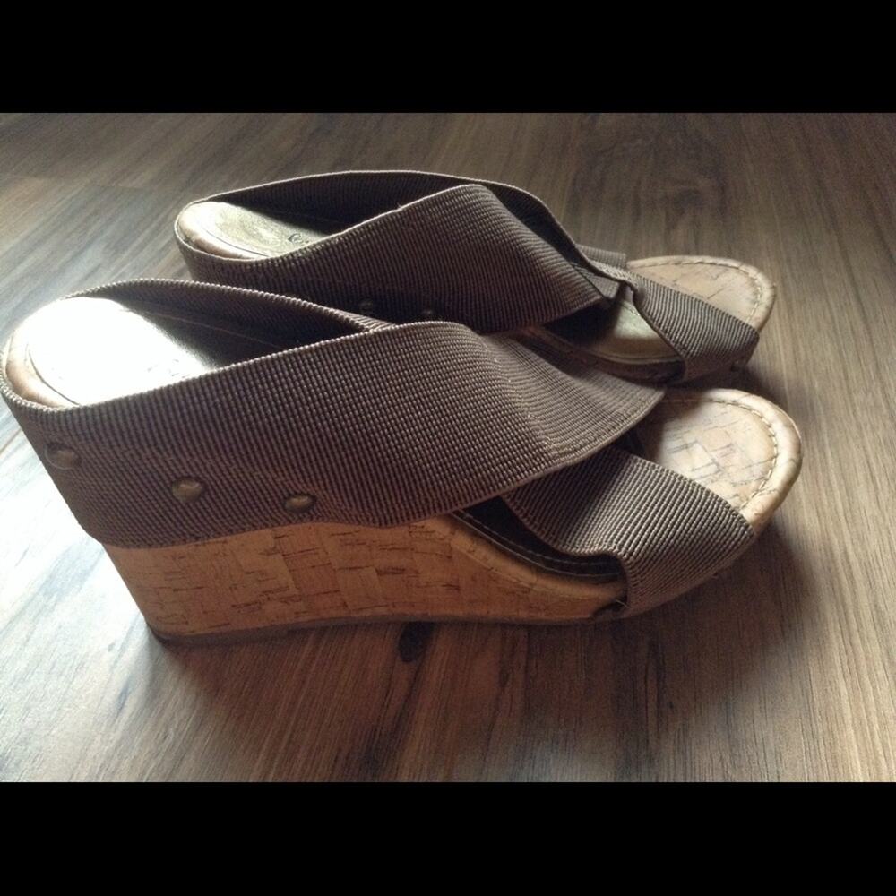 Curfew Cork Wedge elastic comfort Size 8